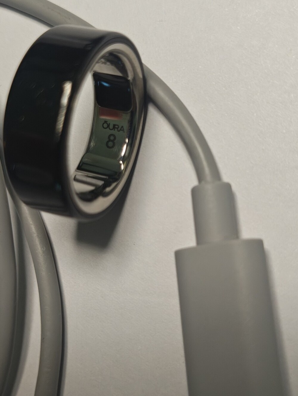 Oura Ring 4 in Black with Silver Interior (Size 8)